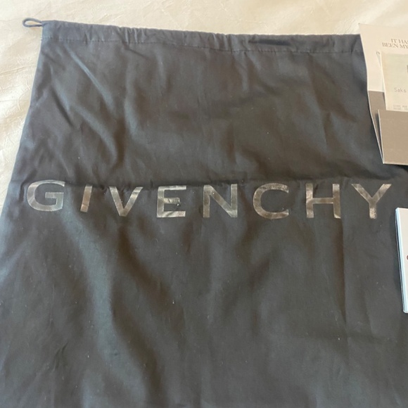 Authentic Givenchy Mini Pandora Crossbody Bag - Picture 10 of 14